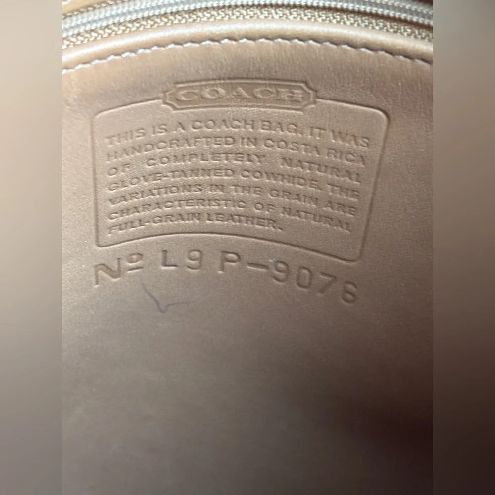 Vintage Coach Andrea, Tan - Picture 15 of 16